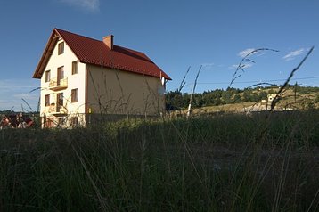 Ukraina Privát Schidnyca, Eksterjeras
